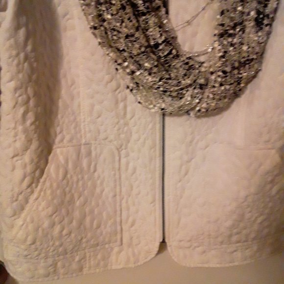 Chico's Ivory White Jacket Sz. 2 Not Worn! - Picture 6 of 8
